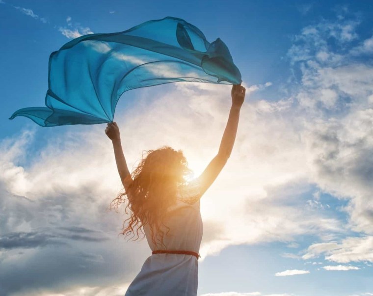 Девушка на Восходе солнца