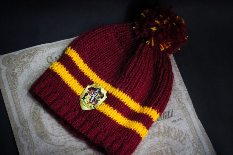 Шапка с помпоном Гарри Поттер