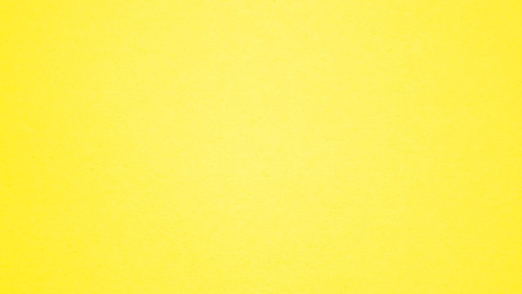 Бледно желтый