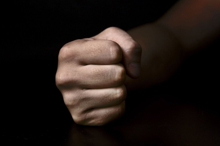 Сжатый кулак