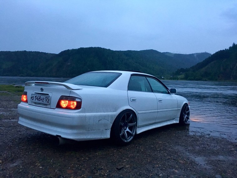 Toyota Chaser 100