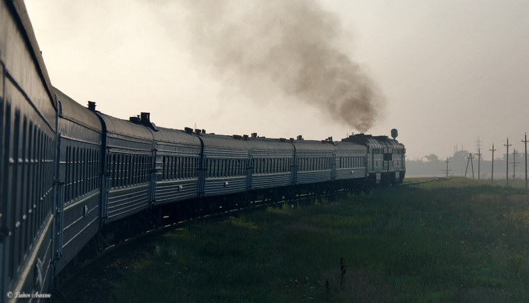 Поезд на повороте