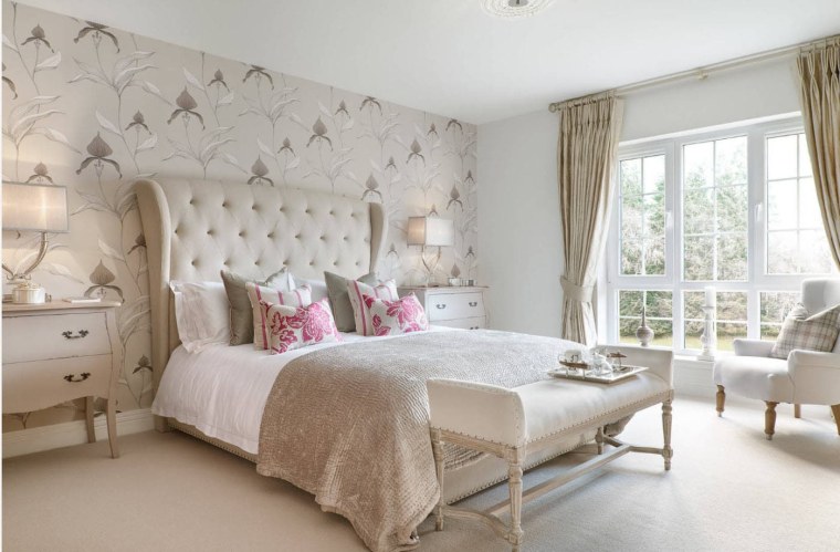 Декор стен в гостиной в современном стиле