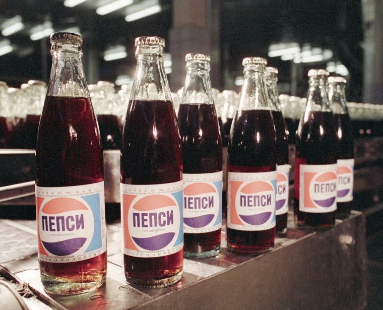 Кока кола и пепси