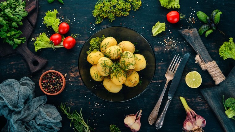 Зелень на столе