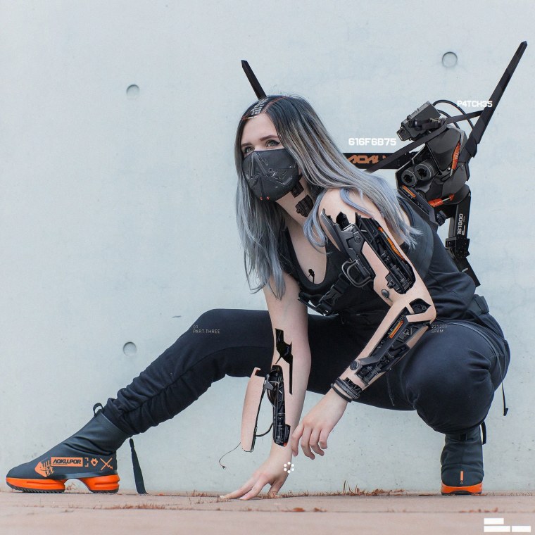 Кибер девушка