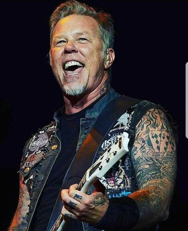 Металлика вокалист Джеймс