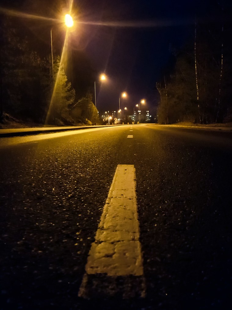 Гоночная трасса ночью