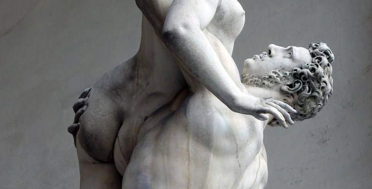 Микеланджело скульптуры похищение