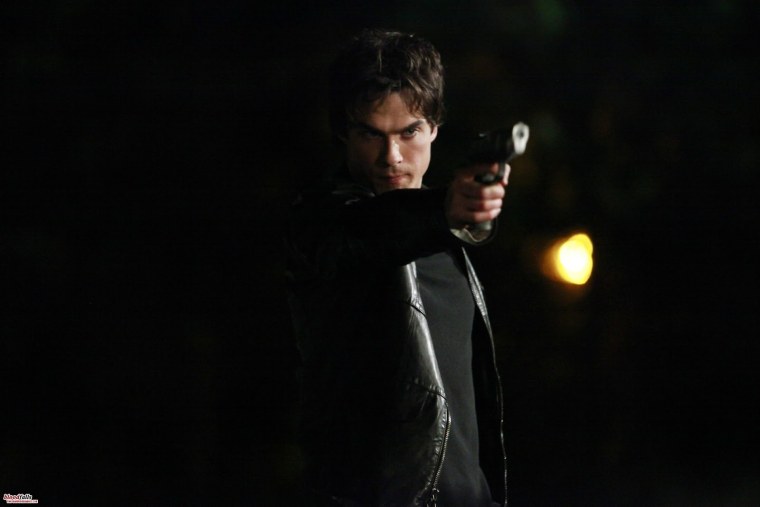 Деймон Сальваторе вампир кадры