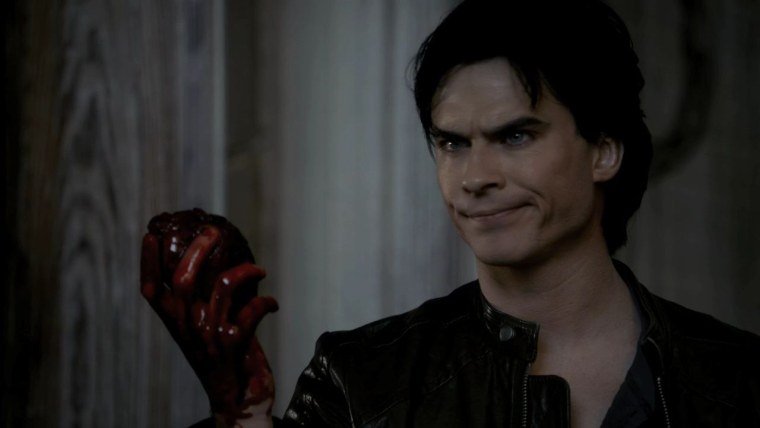 Деймон Сальваторе в крови