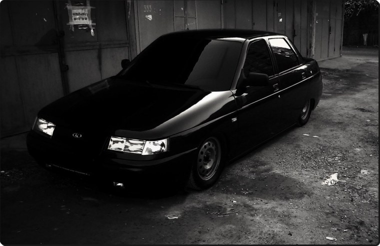 ВАЗ 2110 черная тонированная