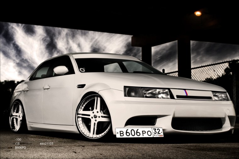 Обои на телефон машины ВАЗ 2110