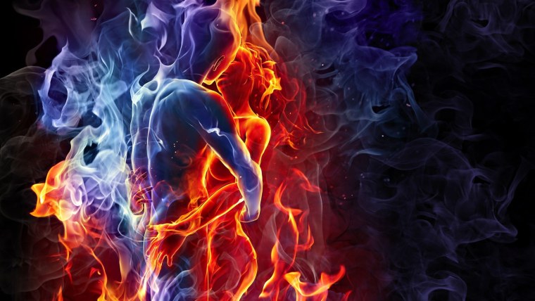 Мужчина и женщина в огне