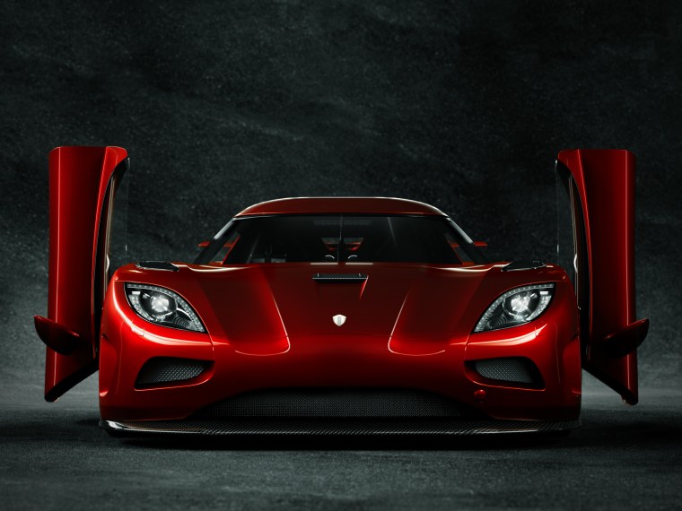 Кёнигсегг АГЕРА двери