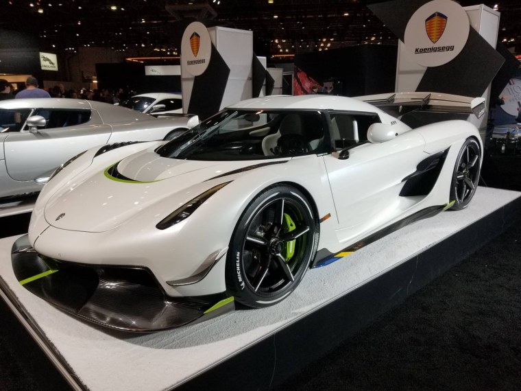 Кенигсегг 2021