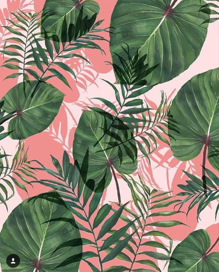 Тропические листья на желтом фоне