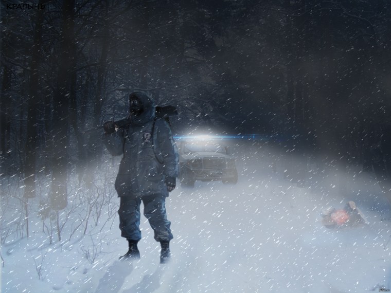 Человек идет в снегу