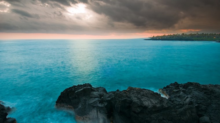 Бирюзовое море