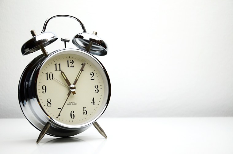 Красный будильник