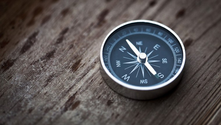 Компас красивый