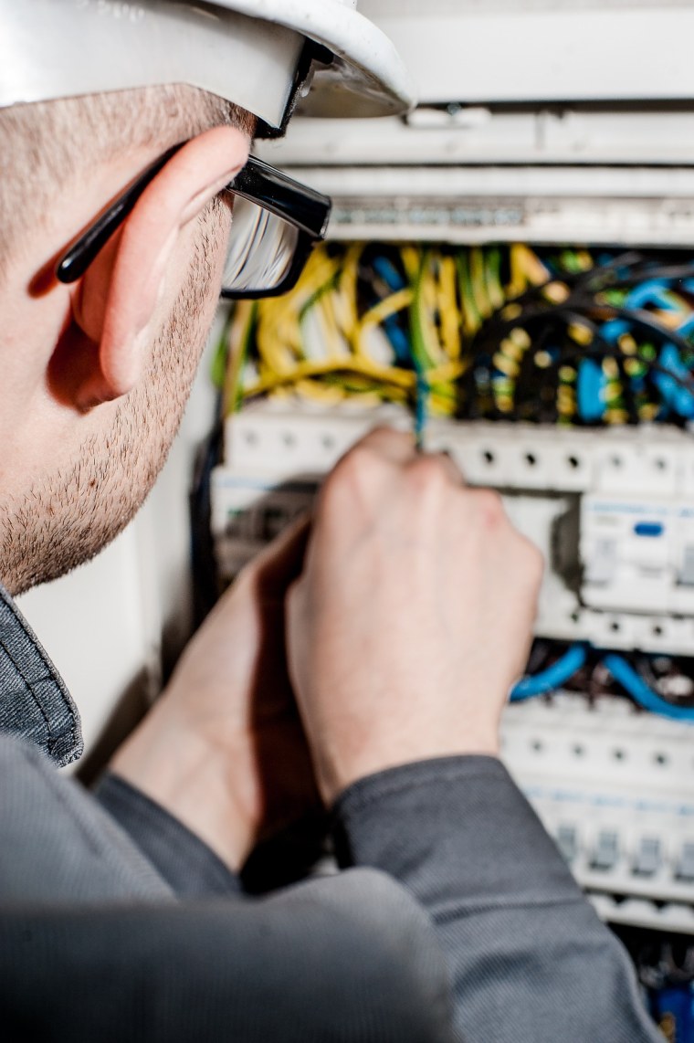 Услуги электрика