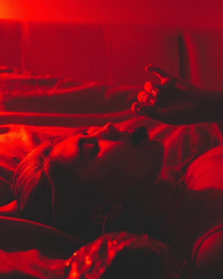 Девушка в Красном свете