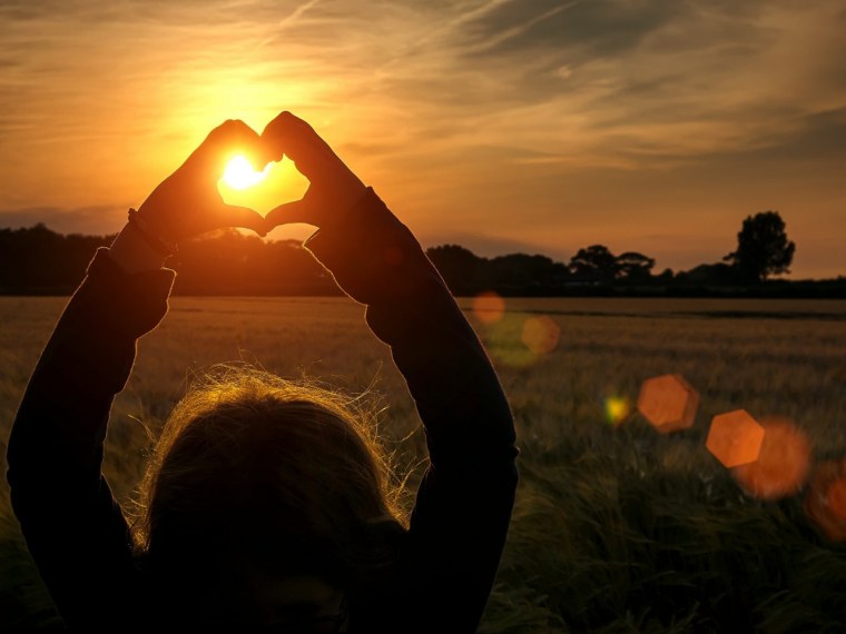 Солнышко в руках