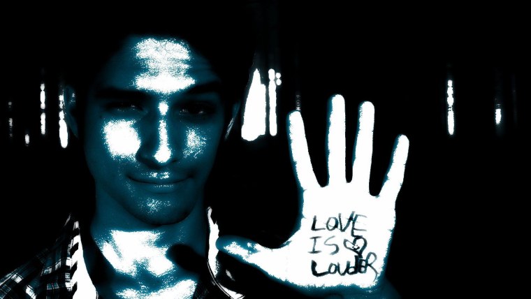 Обои из сериала Волчонок