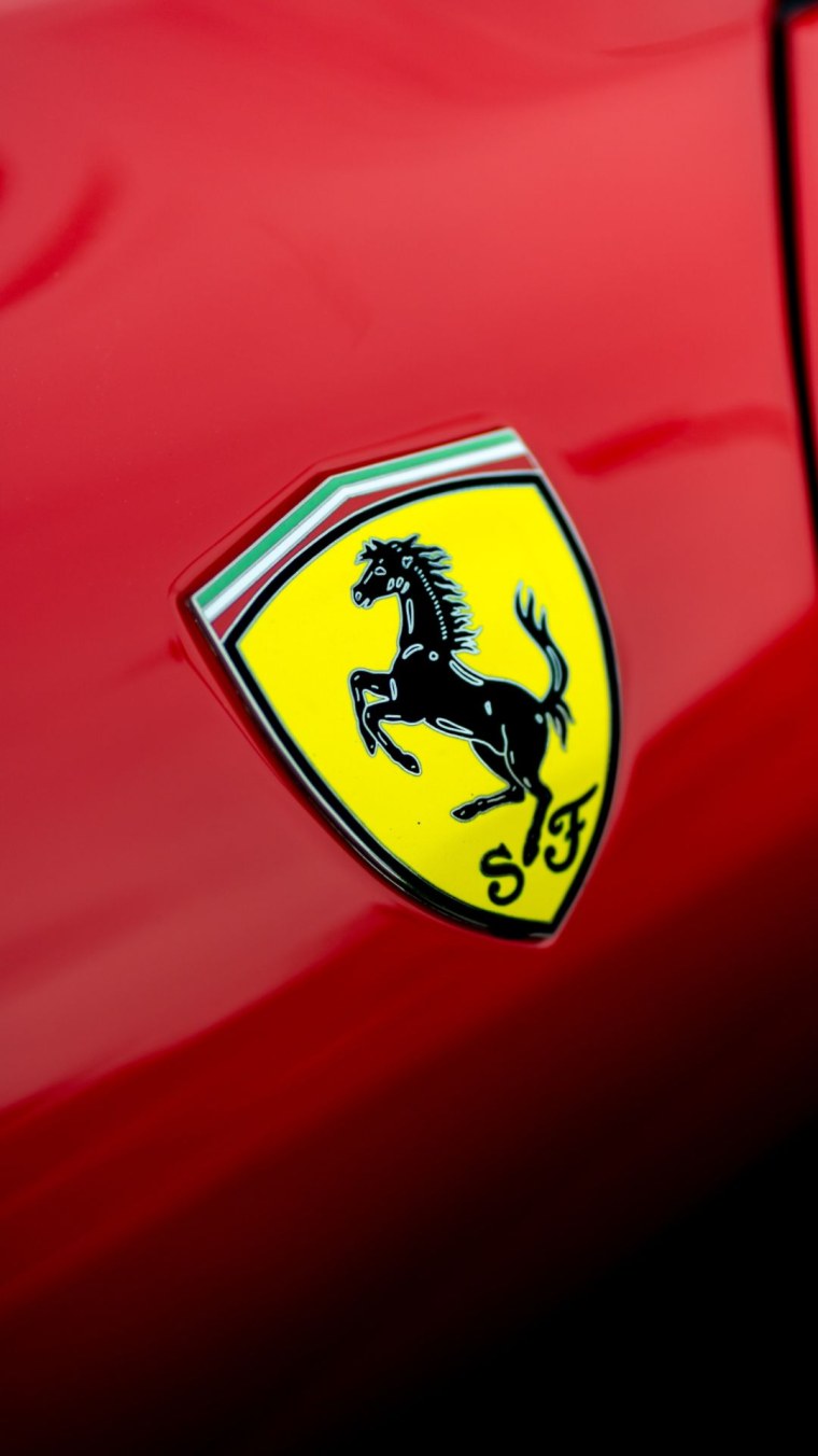 Scuderia Ferrari обои на телефон