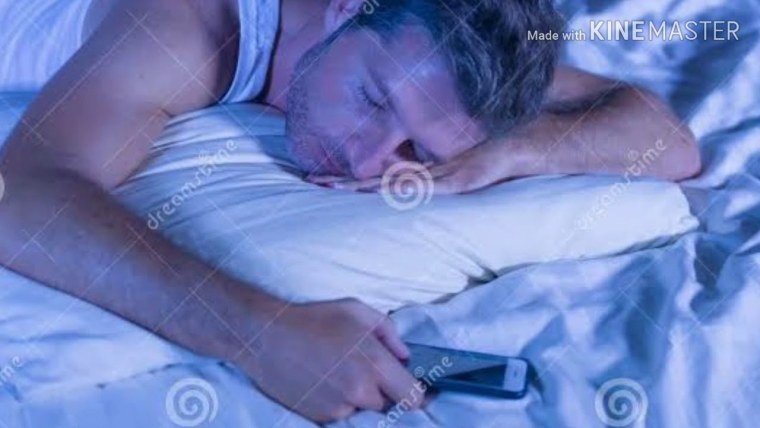 Парень устал