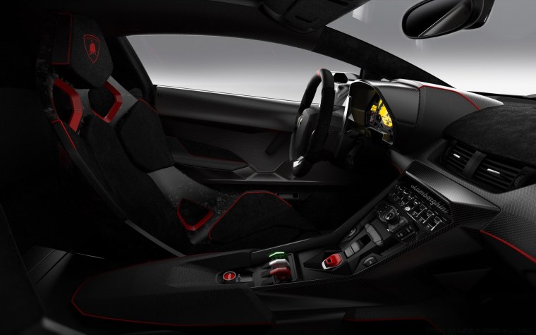 Ламборджини Венено салон