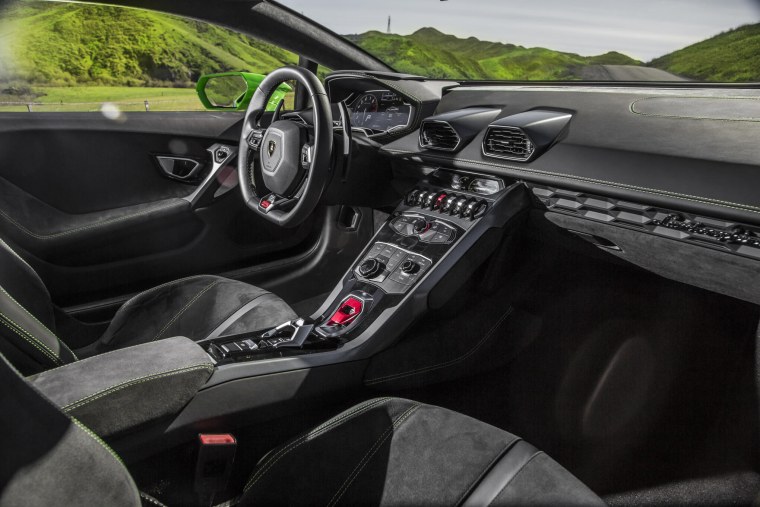 Lamborghini Huracan LP 610-4 салон