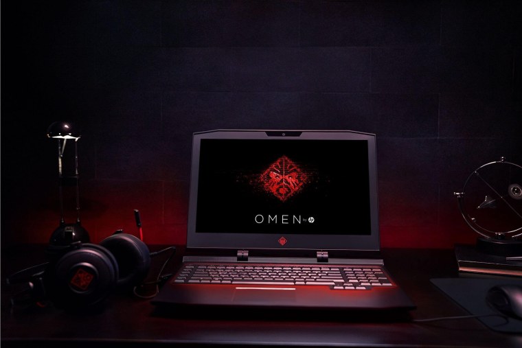HP Omen x 17-AP