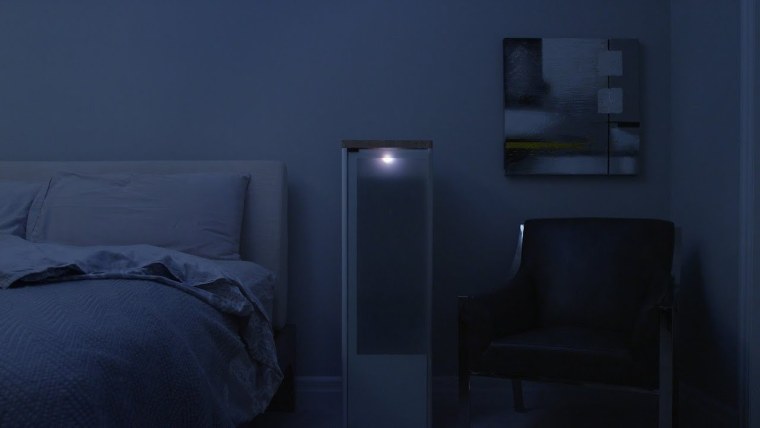 Кровать в темноте