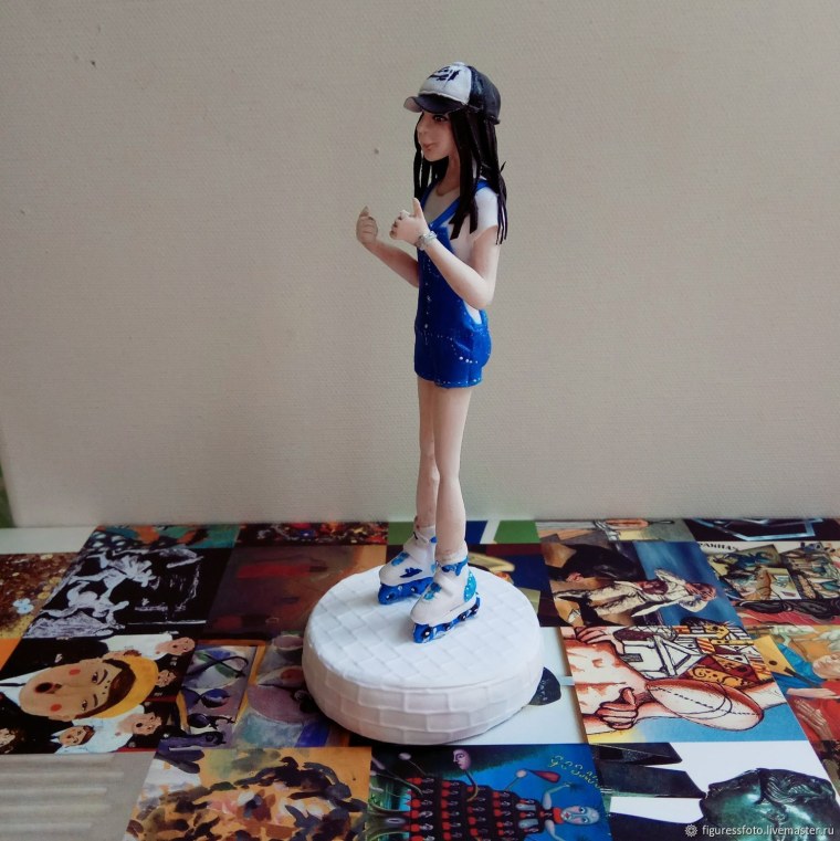 Фигурка на торпеду автомобиля