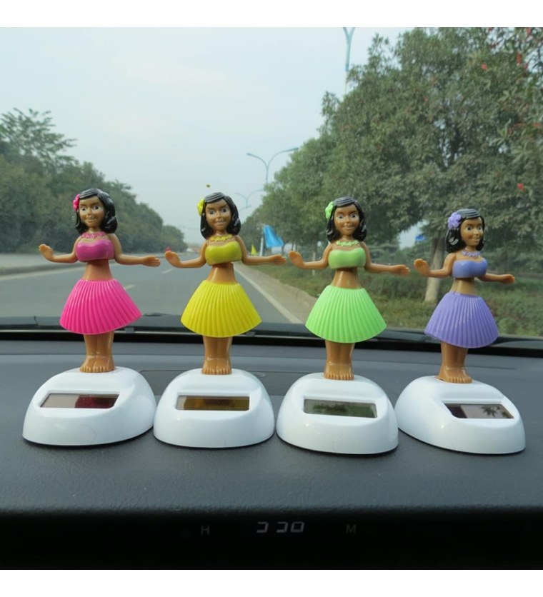 Кукла на торпеду автомобиля