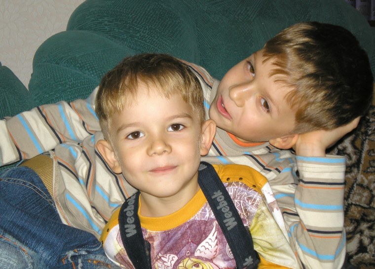 Родные братья мальчики