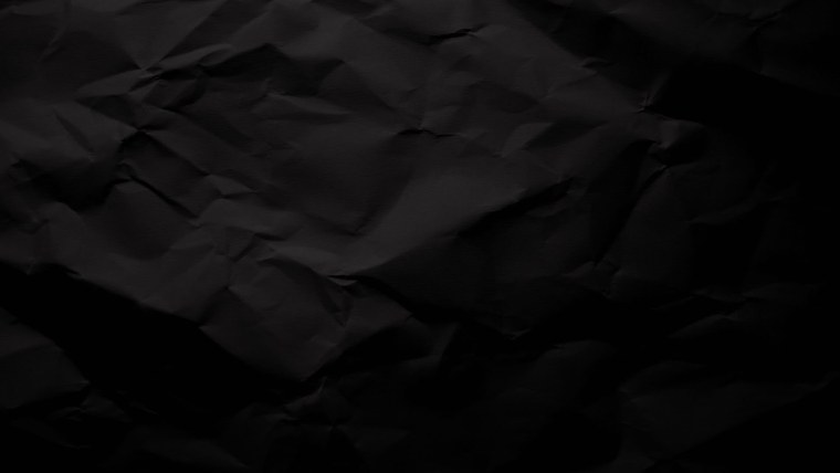 Черная смятая бумага