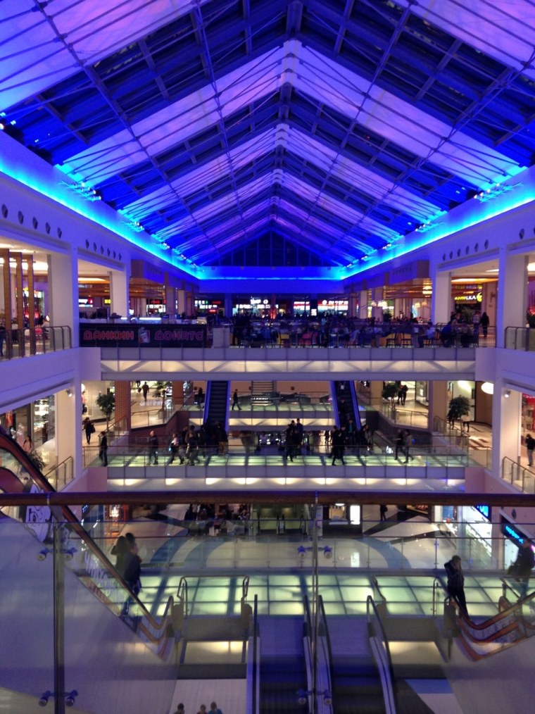 Ленинградское ш., 16а, стр.4 (ТЦ Метрополис, 3 этаж)