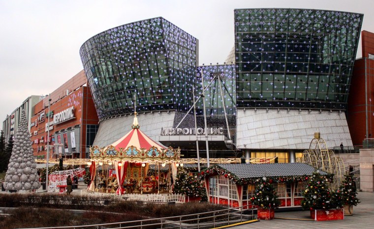 Метро Войковская торговый центр Метрополис