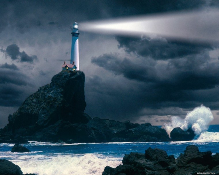 Море скалы Маяк шторм