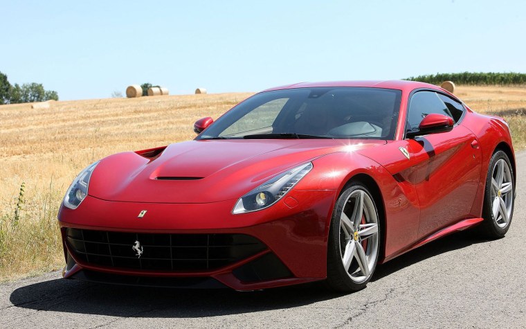 Ferrari f12 Berlinetta кабриолет