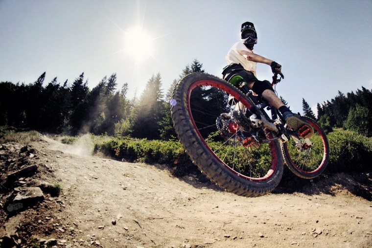 Эндуро 1200x480