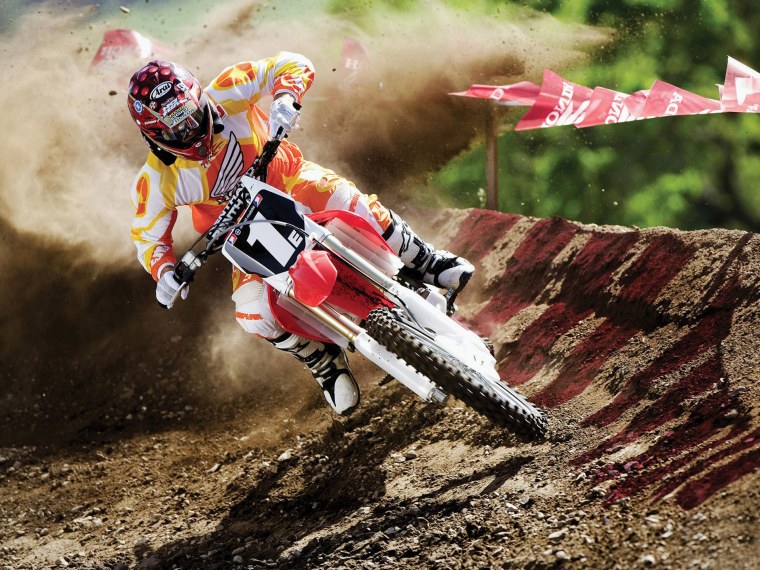 Сальто на мотоцикле