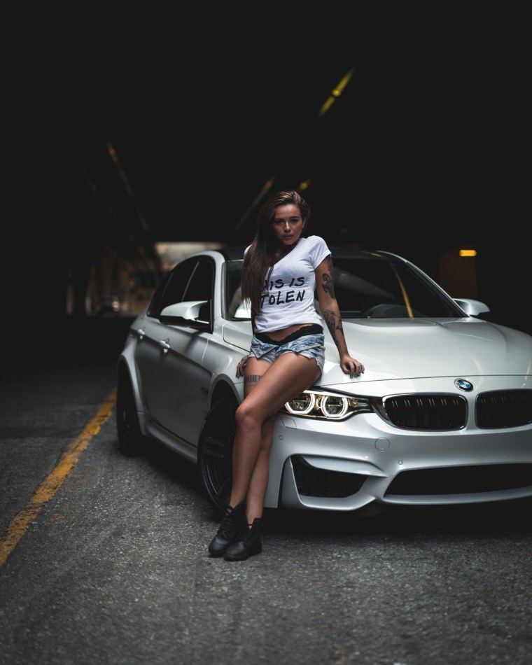 BMW e60 и девушка