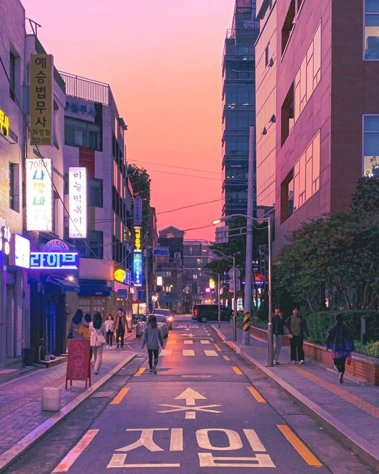 Корея улицы Сеула Эстетика