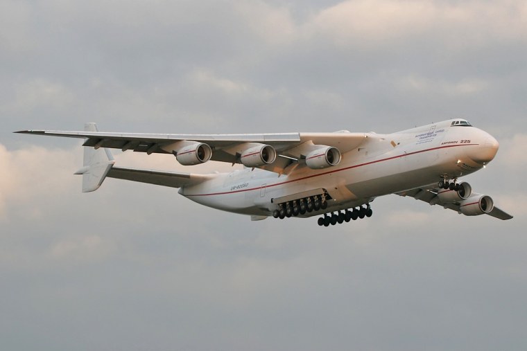 Самолет Мрия АН-225