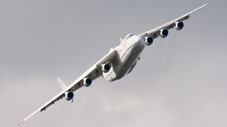 АН-225 Мрия салон