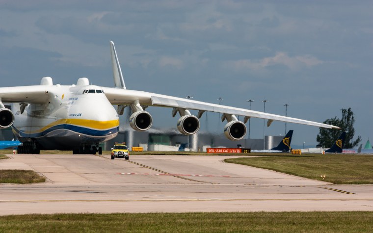 Самолет Мрия АН-225